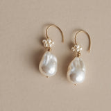 Azalea Pearl Earrings