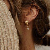 Akira Shell Studs